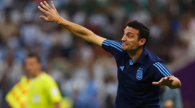 九游体育在线-【复盘】斯卡洛尼重构阵容，阿根廷注定不走寻常路